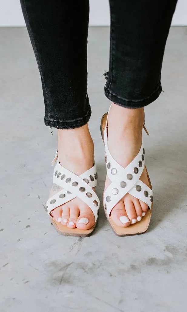 OASIS SOCIETY Kylie - Studded Cross Band Sandal