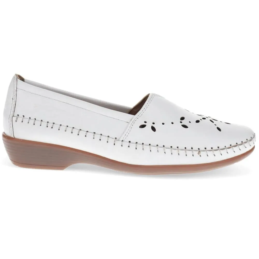Slip-On Leather Moccasins - NAP39015 / 326 159
