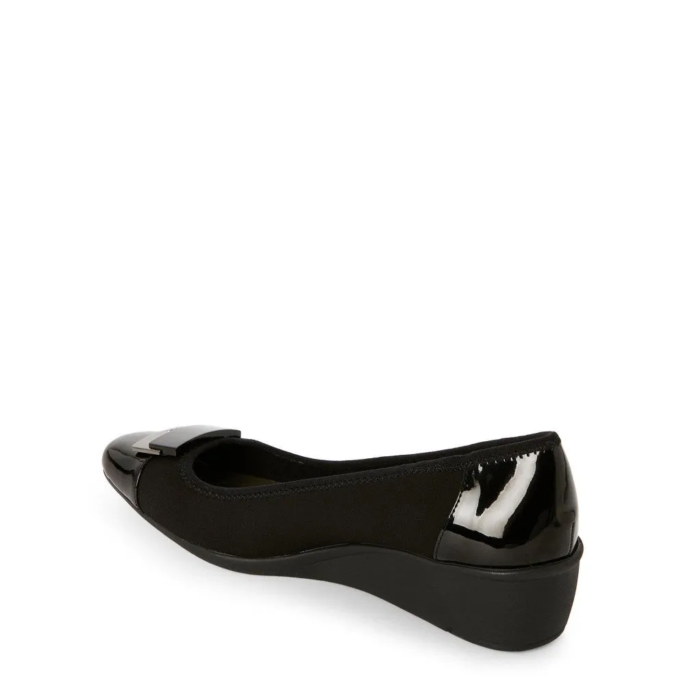 Waverly Black Fabric Anne Klein Wedge Pump